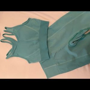 Gymshark sports bra and leggings set